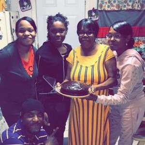 Meet your Posher, Laronda